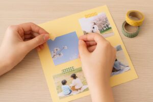 黄色い色紙からマスキングテープをゆっくりはがしている様子
